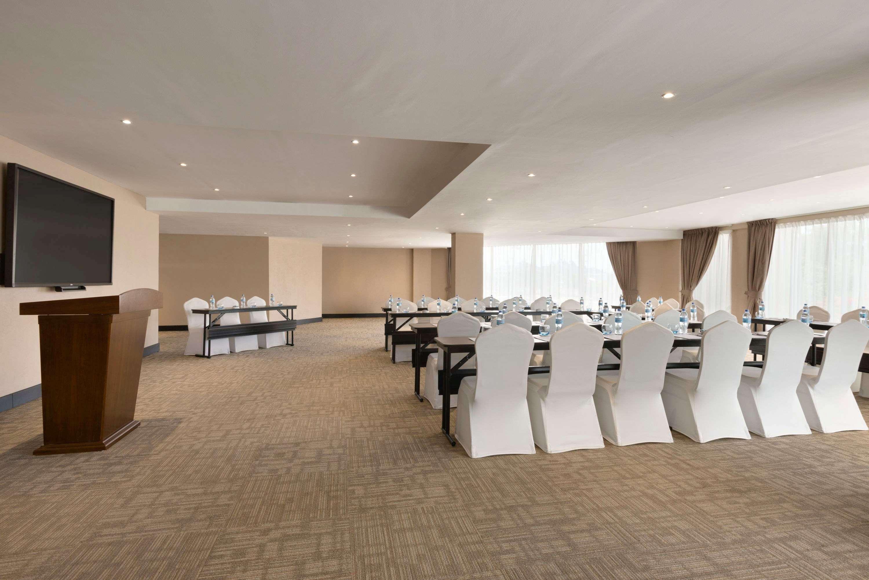 Ramada Resort By Wyndham Dar Es Salaam Exteriér fotografie